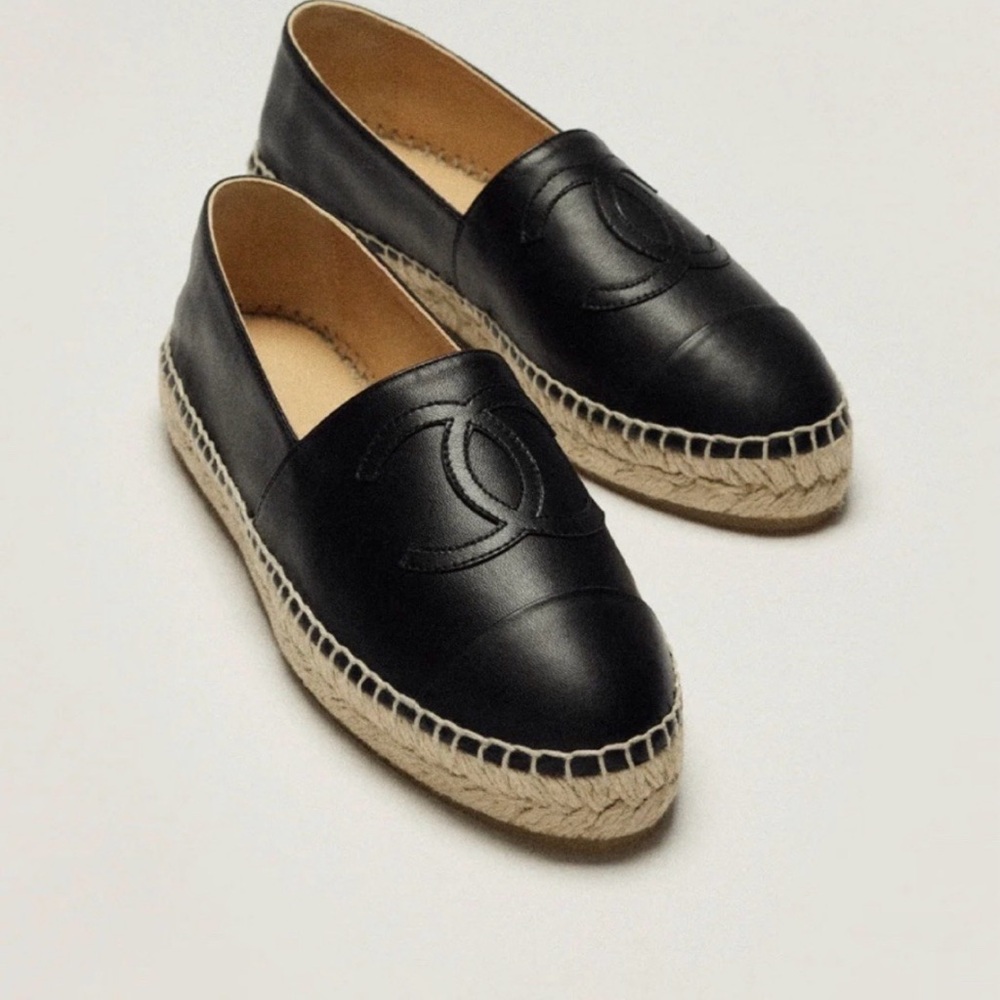 CHANEL Black Leather Espadrille Flats with Braided Jute Sole Size 37